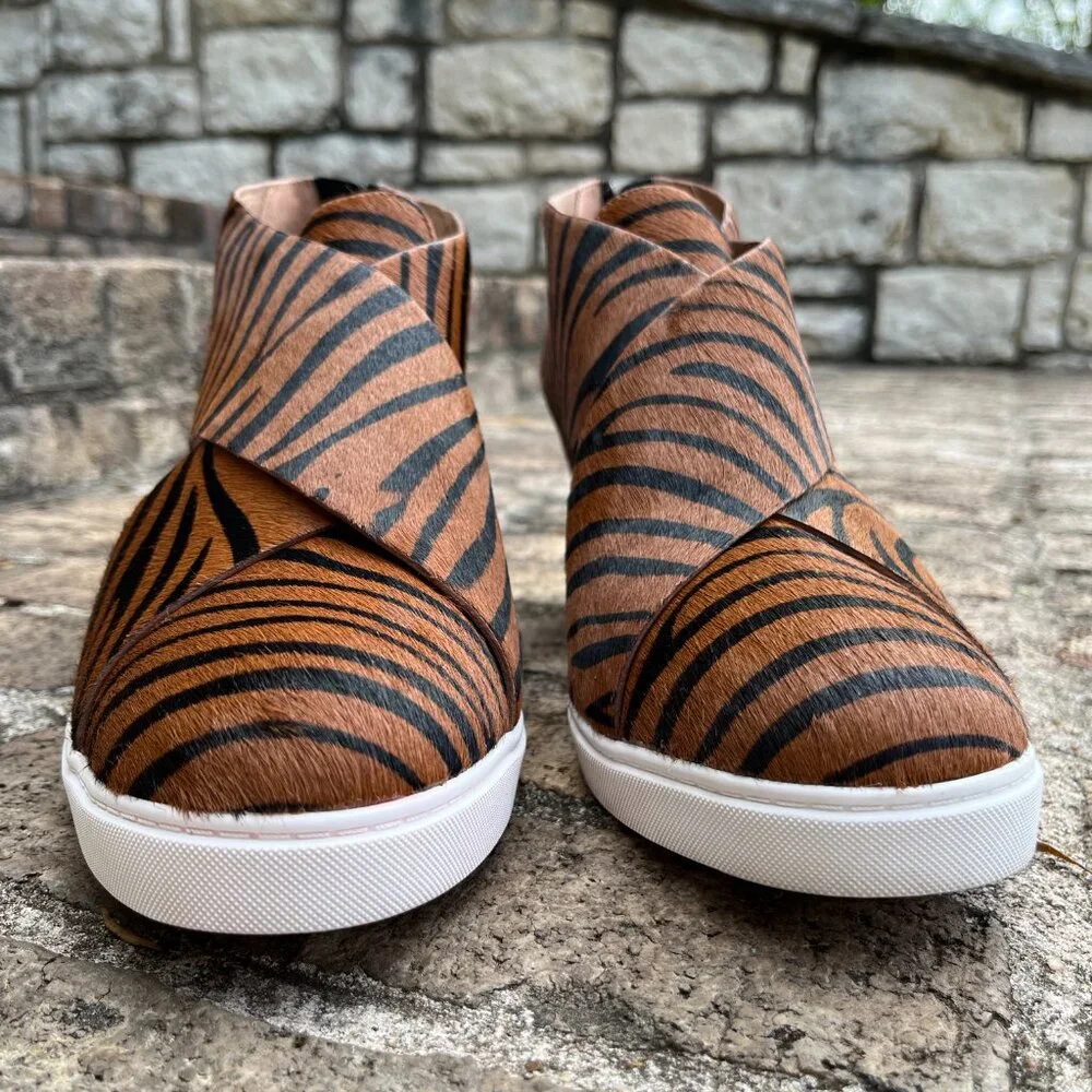 Linea Paolo Faith Wedge Sneaker Women 12M Tiger Stripe Calf Hair Statement Shoes